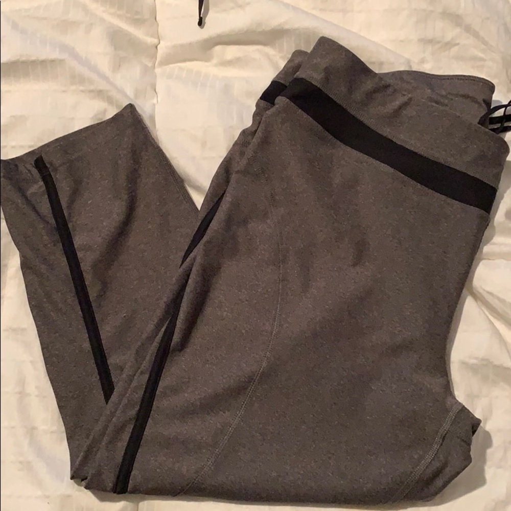 Workout capris - Picture 5 of 7